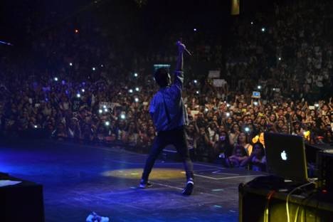 No te pierdas hoy en streaming el concierto arrollador que ofreció ayer Abraham Mateo en Buenos Aires!